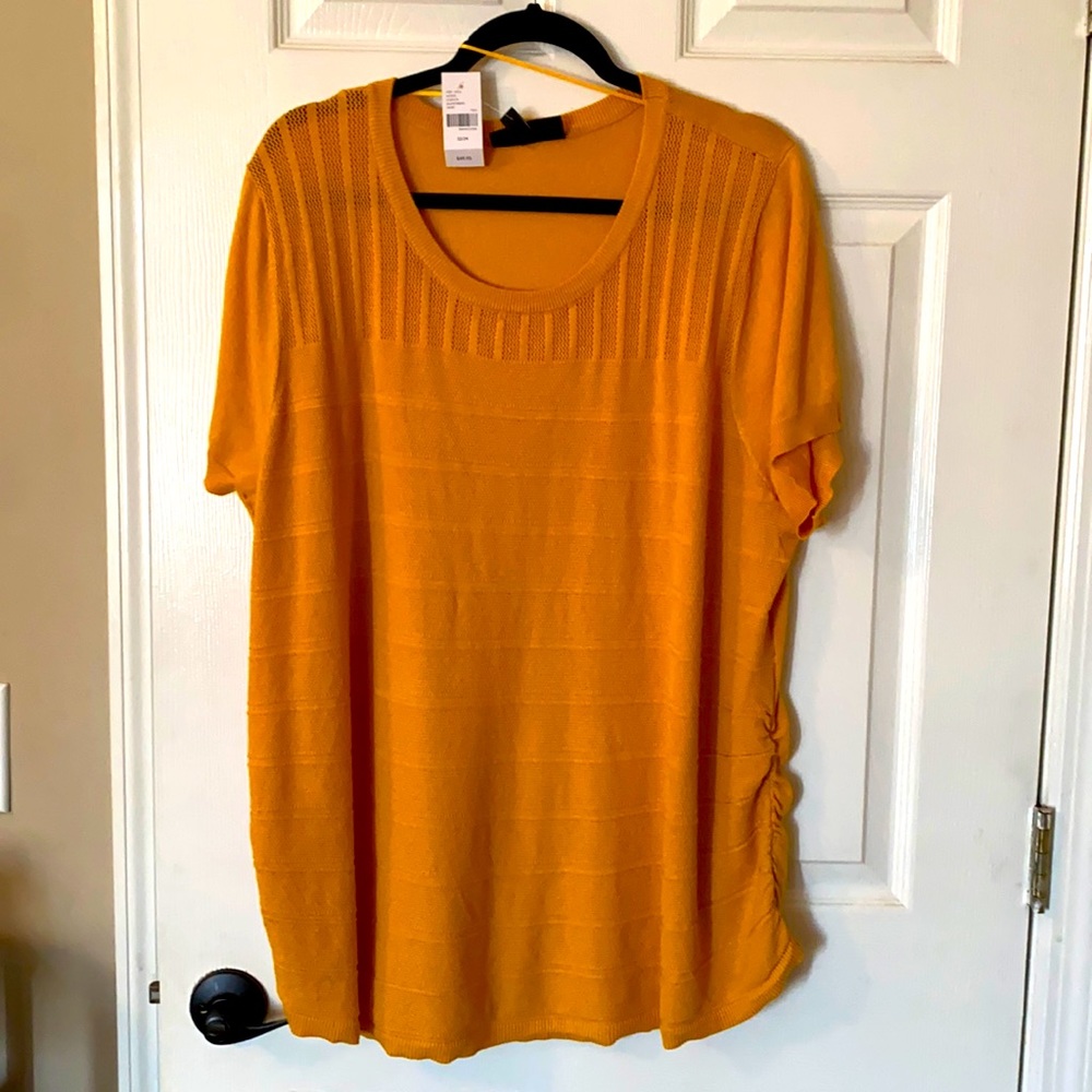 Lightweight sweater